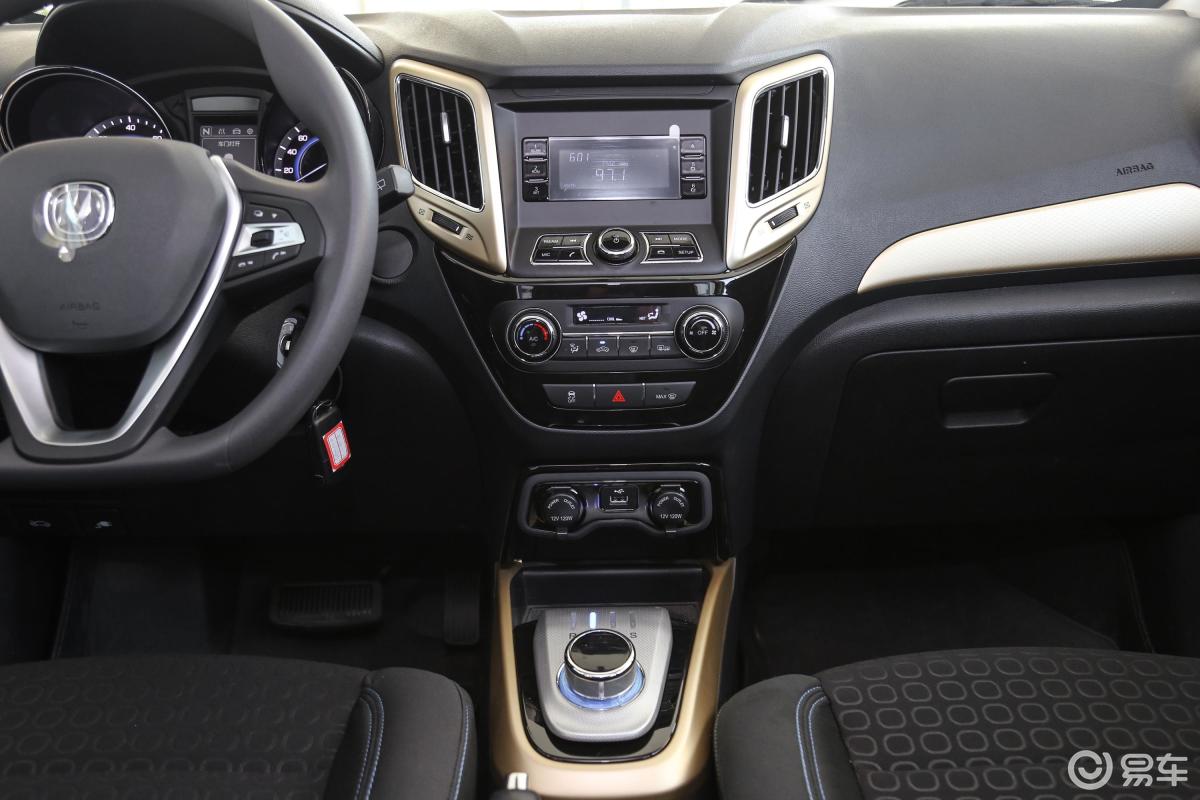 【长安cs15 ev2019款400e中控台整体汽车图片-汽车图片大全】-易车