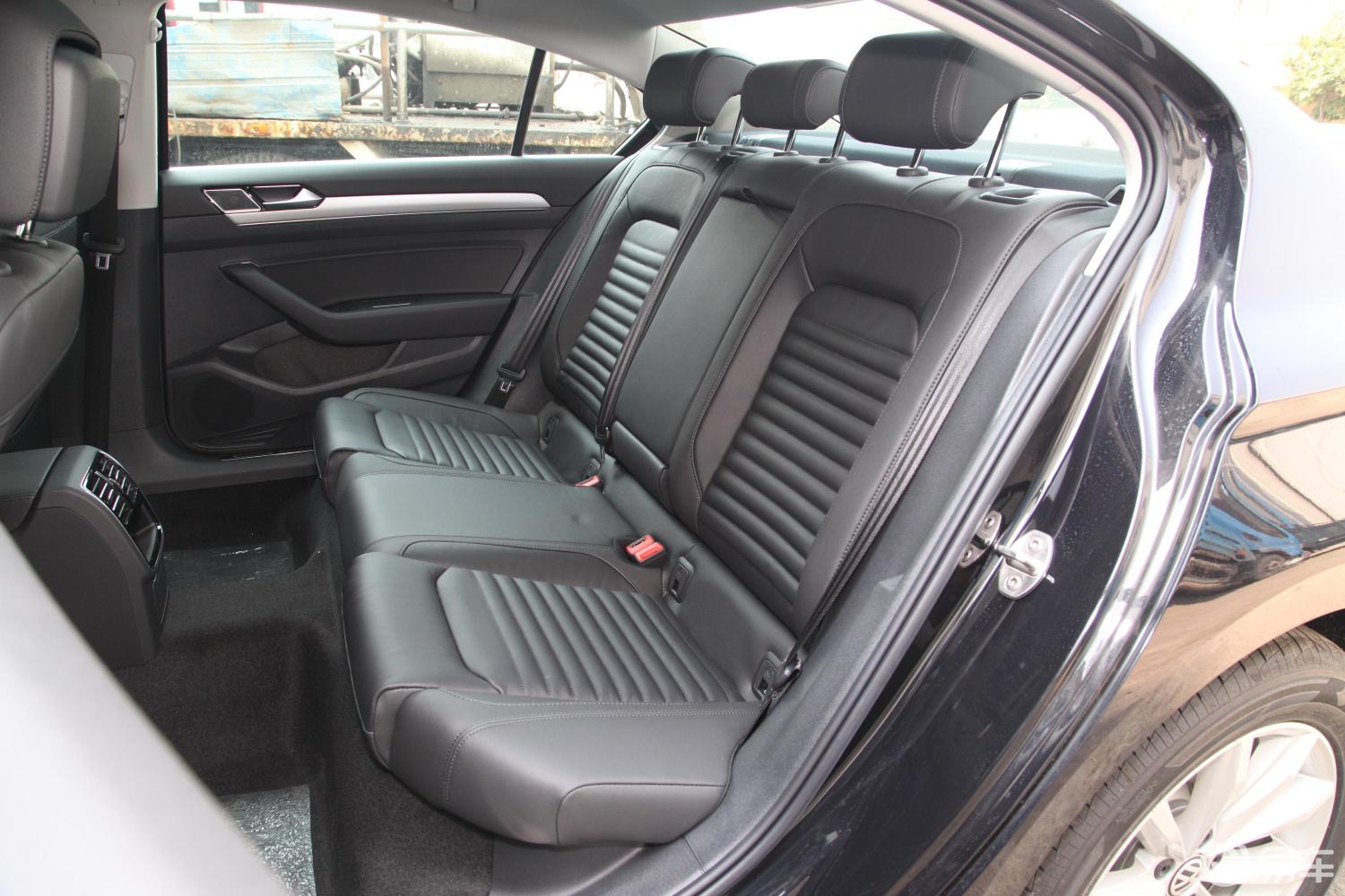 【迈腾2019款330tsi 双离合 领先型 国vi后排座椅汽车图片-汽车图片