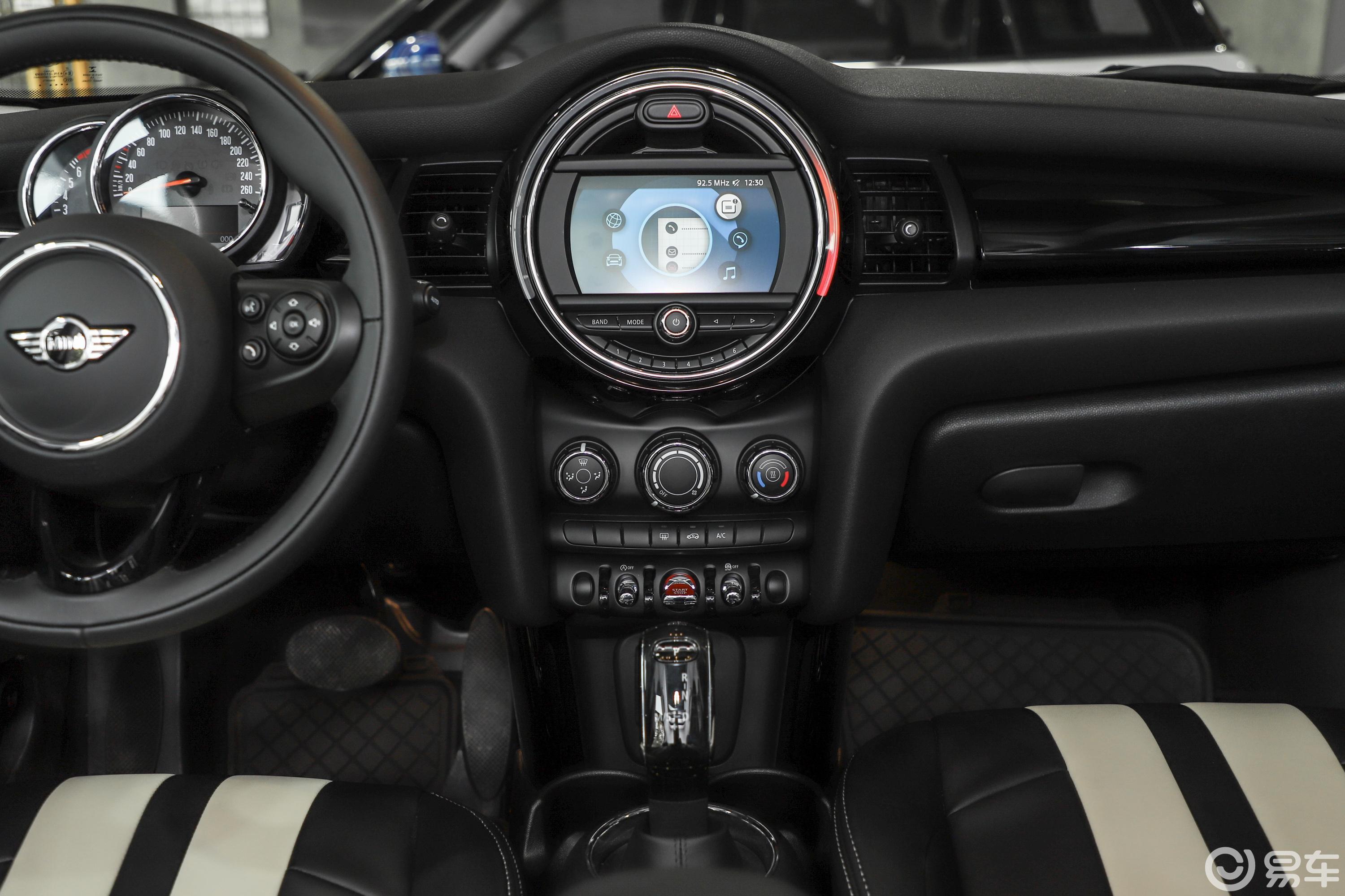 5t one 双离合 五门版中控台整体汽车图片-汽车图片大全】-易车