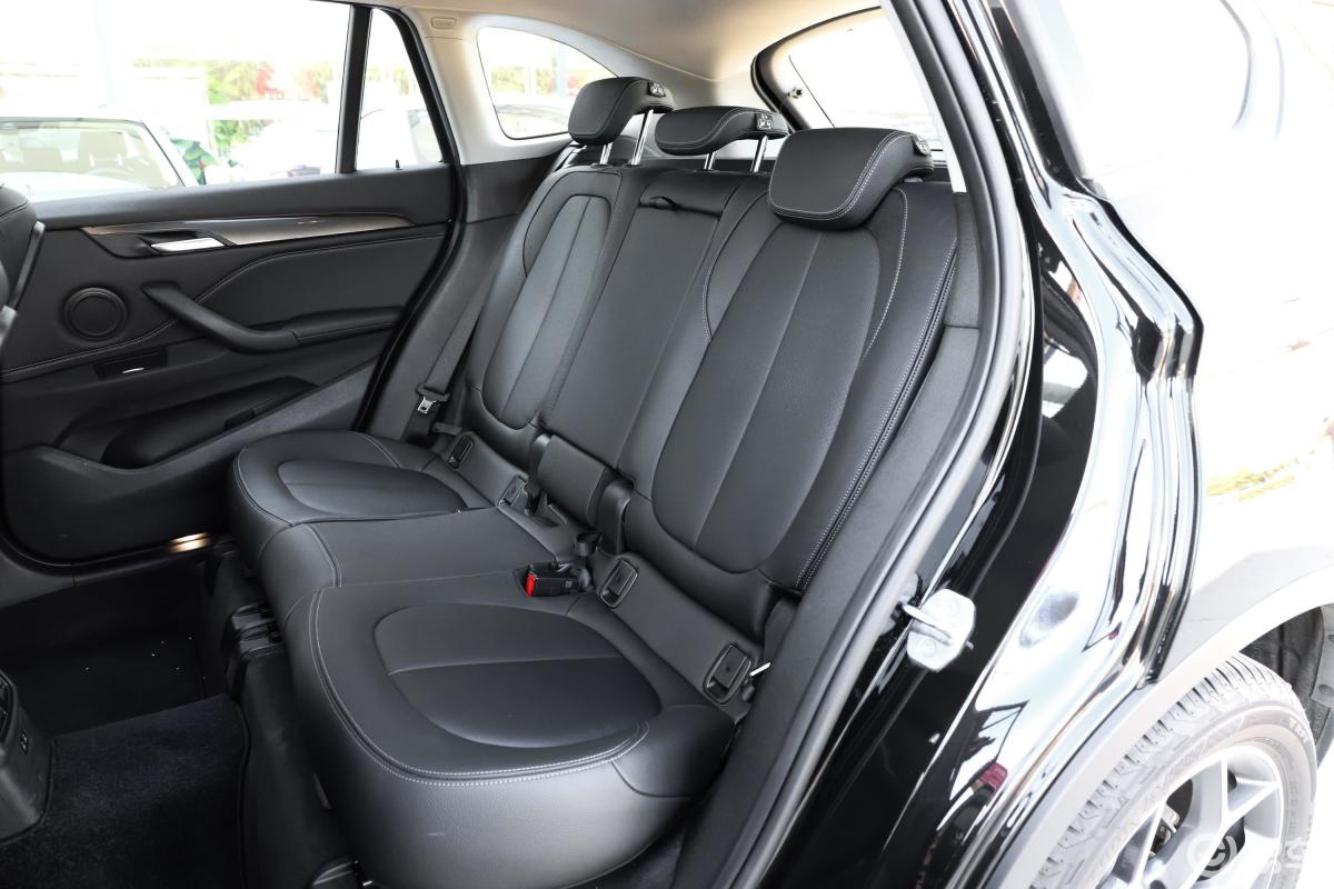 【宝马x12019款xdrive20li 豪华版后排座椅汽车图片-汽车图片大全】