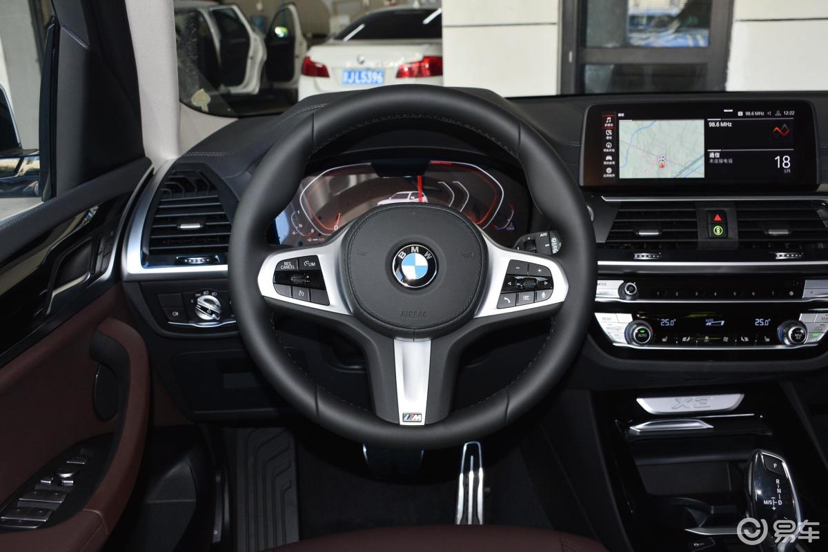 【宝马x32020款xdrive 25i m运动套装方向盘汽车图片-汽车图片大全】