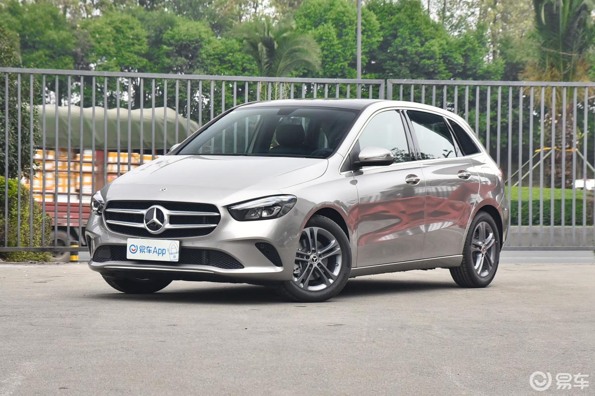 【奔驰b级2020款b 200 动感型侧前45度车头向左水平汽车图片-汽车图片