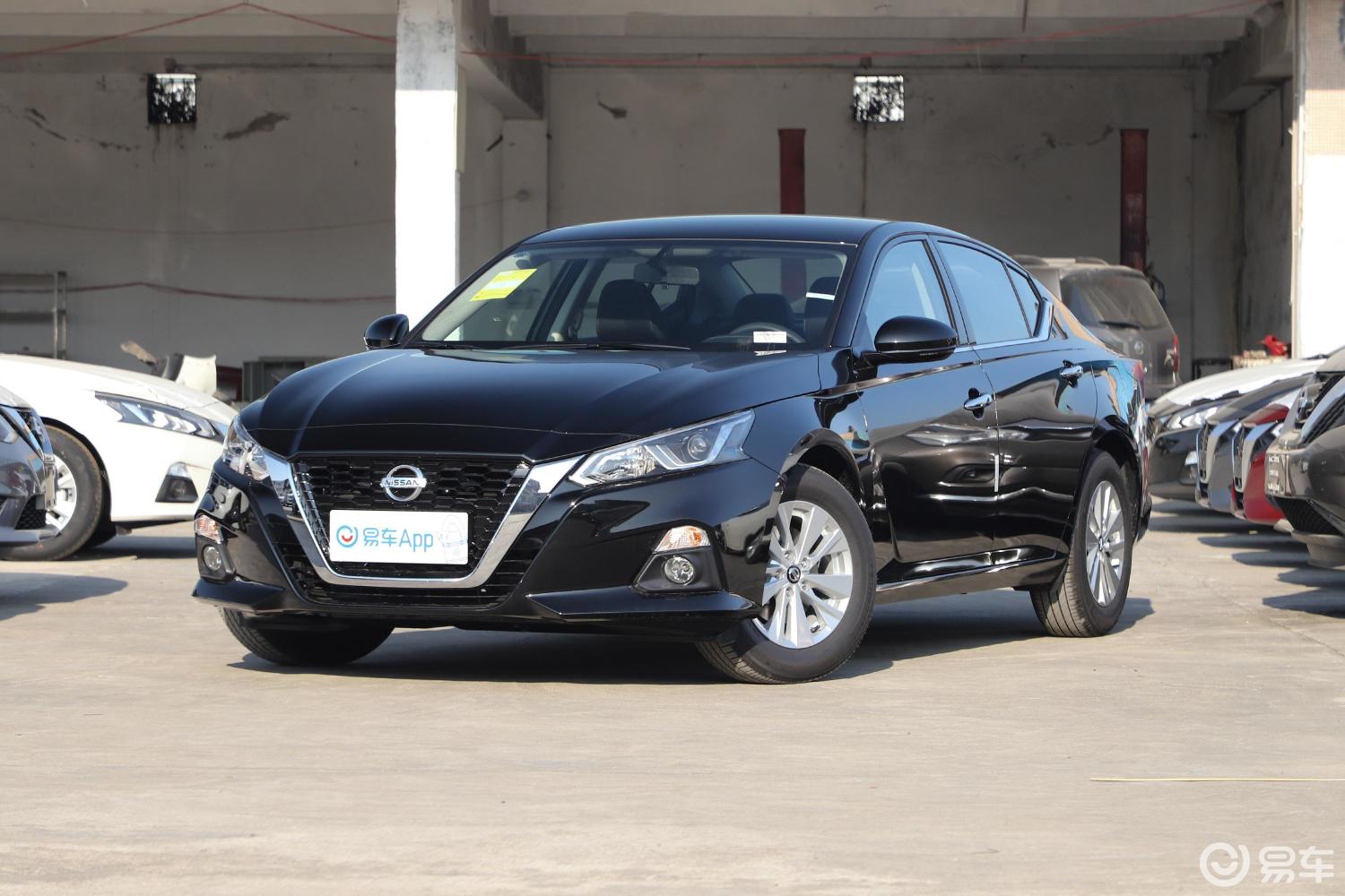 【天籁2020款2.0l xe 时尚版侧前45度车头向左水平汽车图片-汽车图片