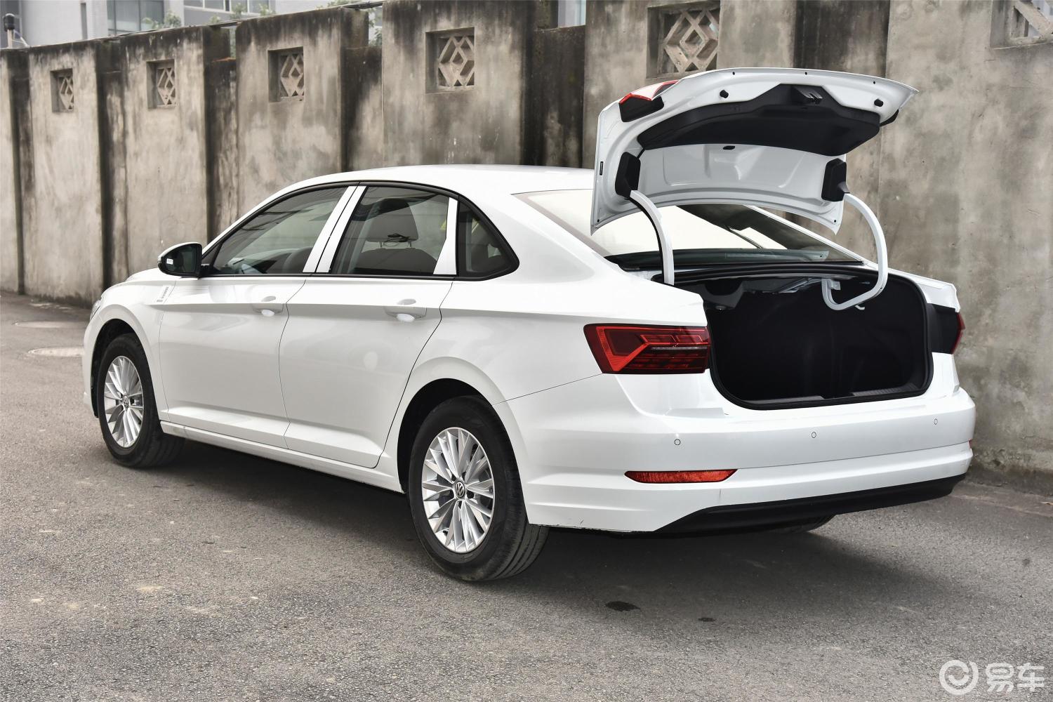 一汽-大众  速腾 2019款  2021款  2020款  2019款  2018款  2017款