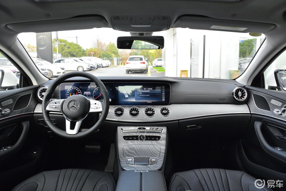 【奔驰cls级2020款cls 300 动感型内饰全景正拍汽车图片-汽车图片大全