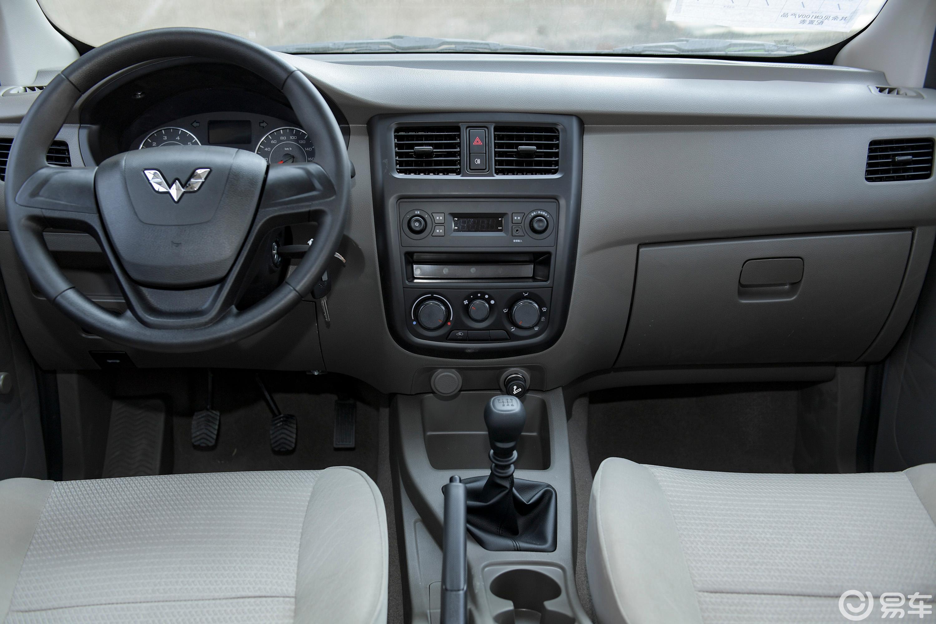 5l 手动 实用型 国vi中控台整体汽车图片-汽车图片大全】-易车