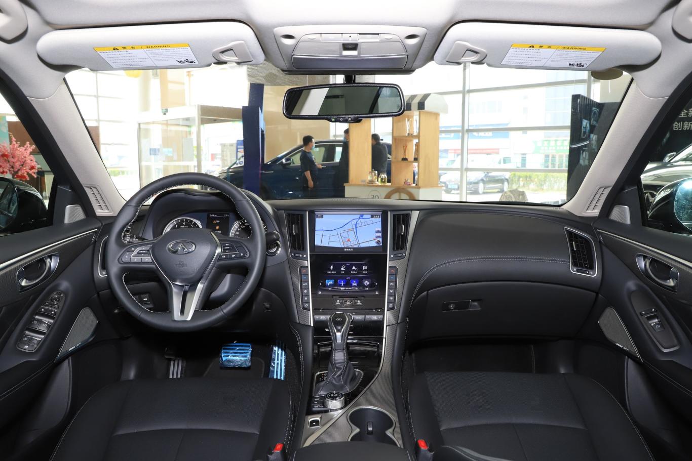 英菲尼迪q50l2.0t 30周年纪念版内饰全景正拍