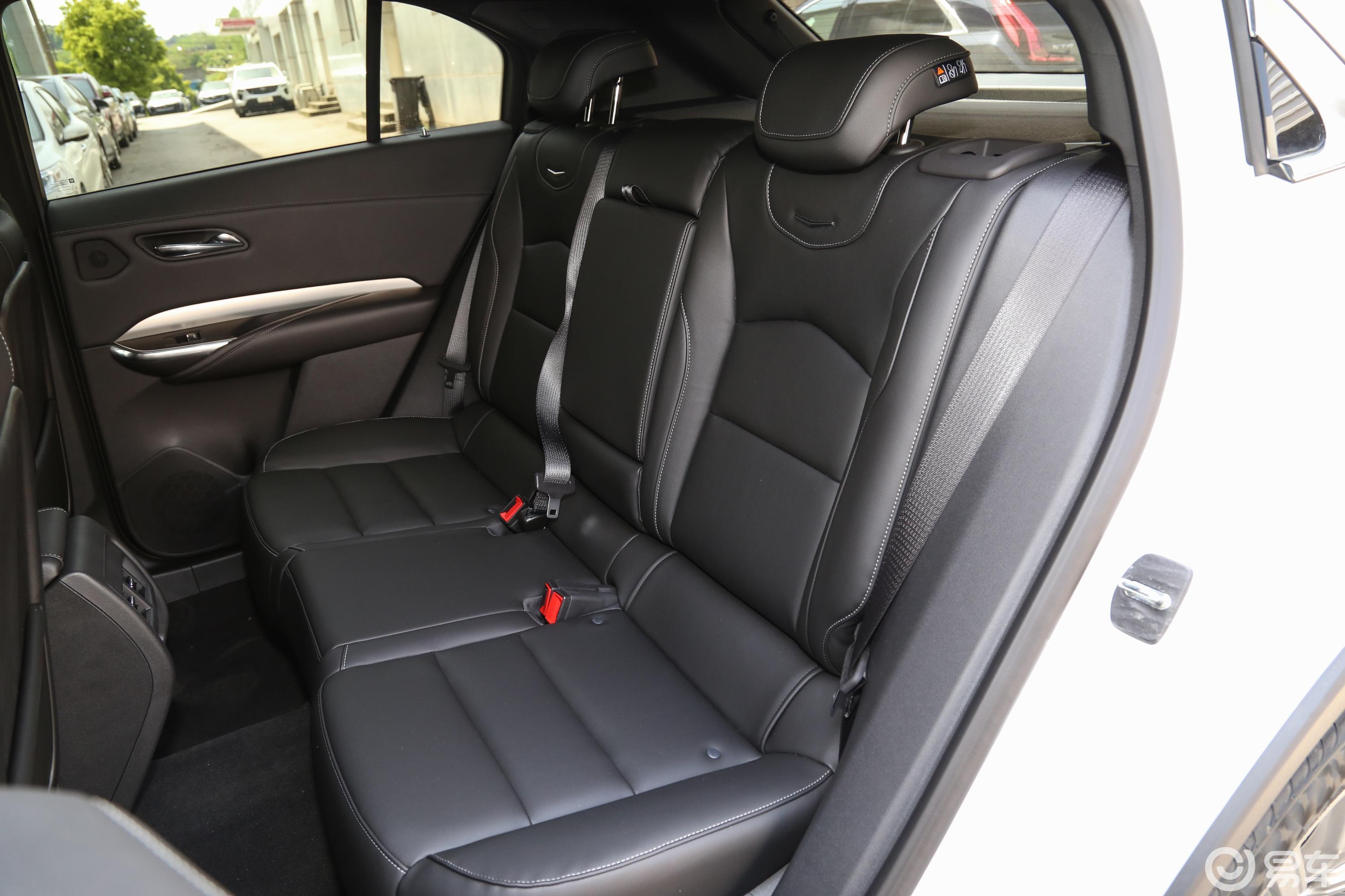 【凯迪拉克xt42020款28t 四驱 领先型后排座椅汽车图片-汽车图片大全