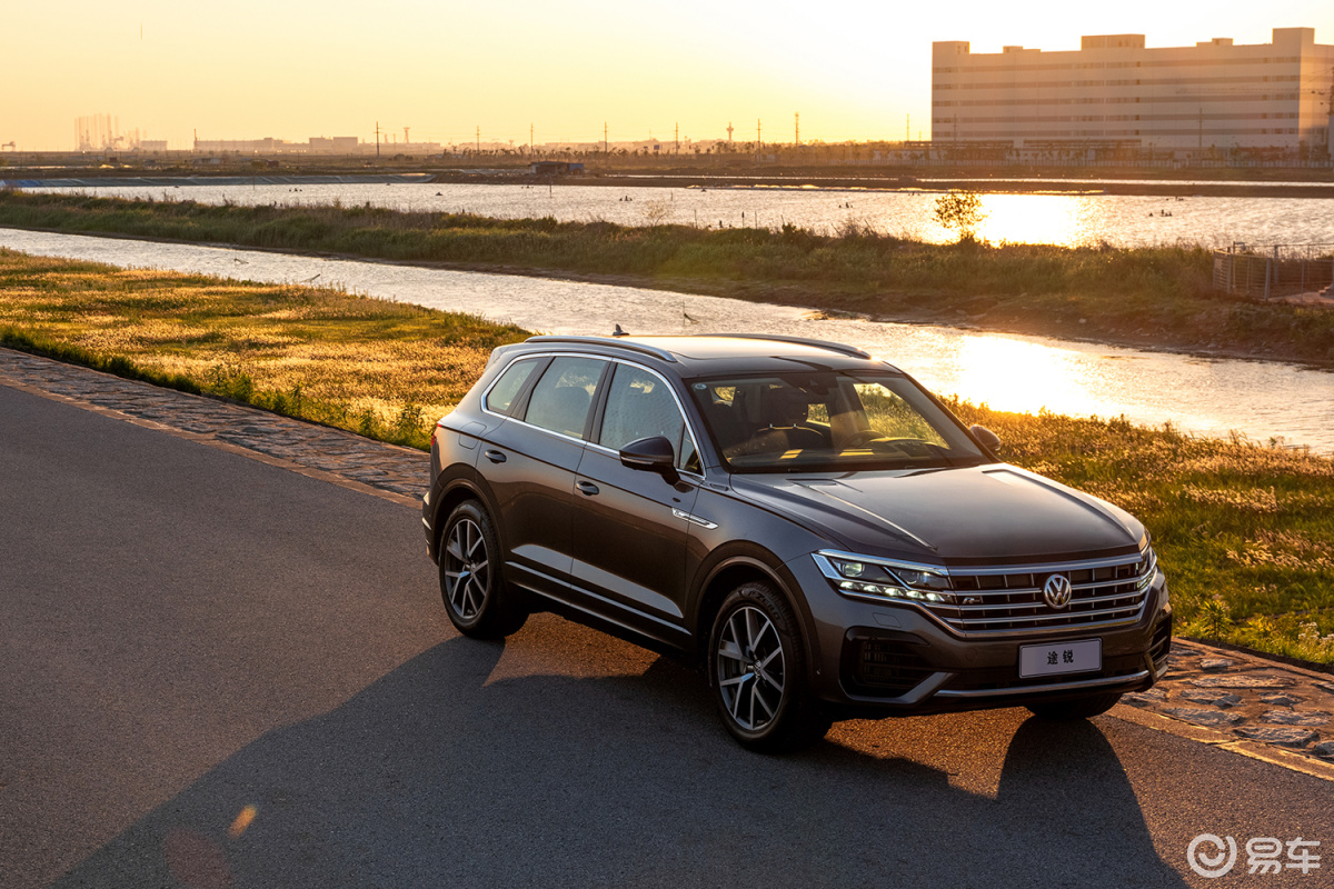 【途锐2021款2.0tsi 锐尚版汽车图片-汽车图片大全】-易车