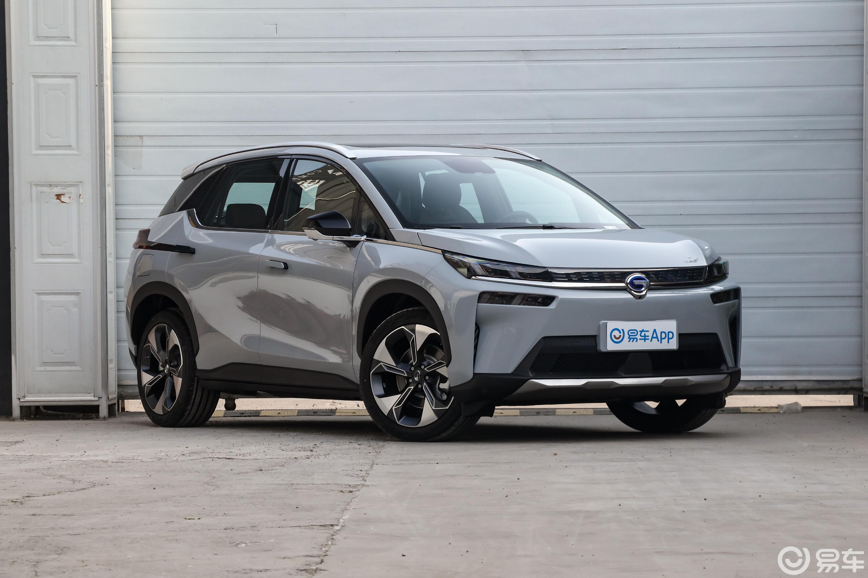 广汽新能源  埃安aion v  2020款  2020款  80 超长续航版  80 超长