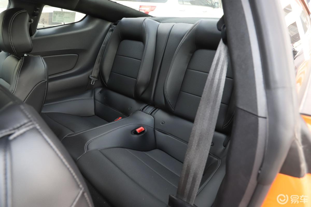 【mustang2020款2.3l ecoboost后排座椅汽车图片-汽车图片大全】-易车
