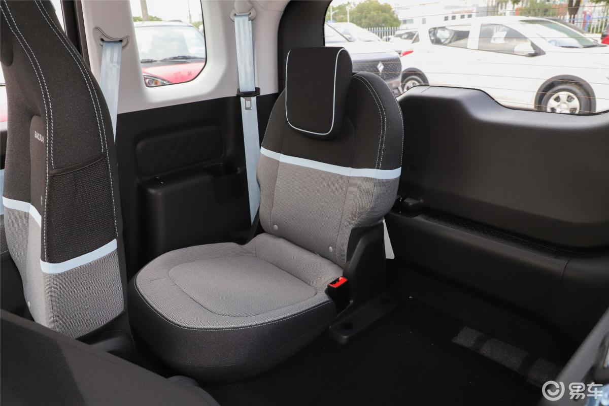 【宝骏e3002020款星际智趣版 3座后排座椅汽车图片-汽车图片大全】