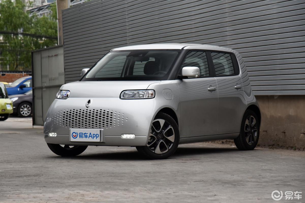 【欧拉白猫2020款401km 旗舰型侧前45度车头向左水平汽车图片-汽车