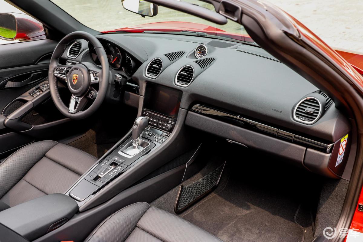 【保时捷7182019款boxster t内饰全景副驾驶员方向汽车图片-汽车图片