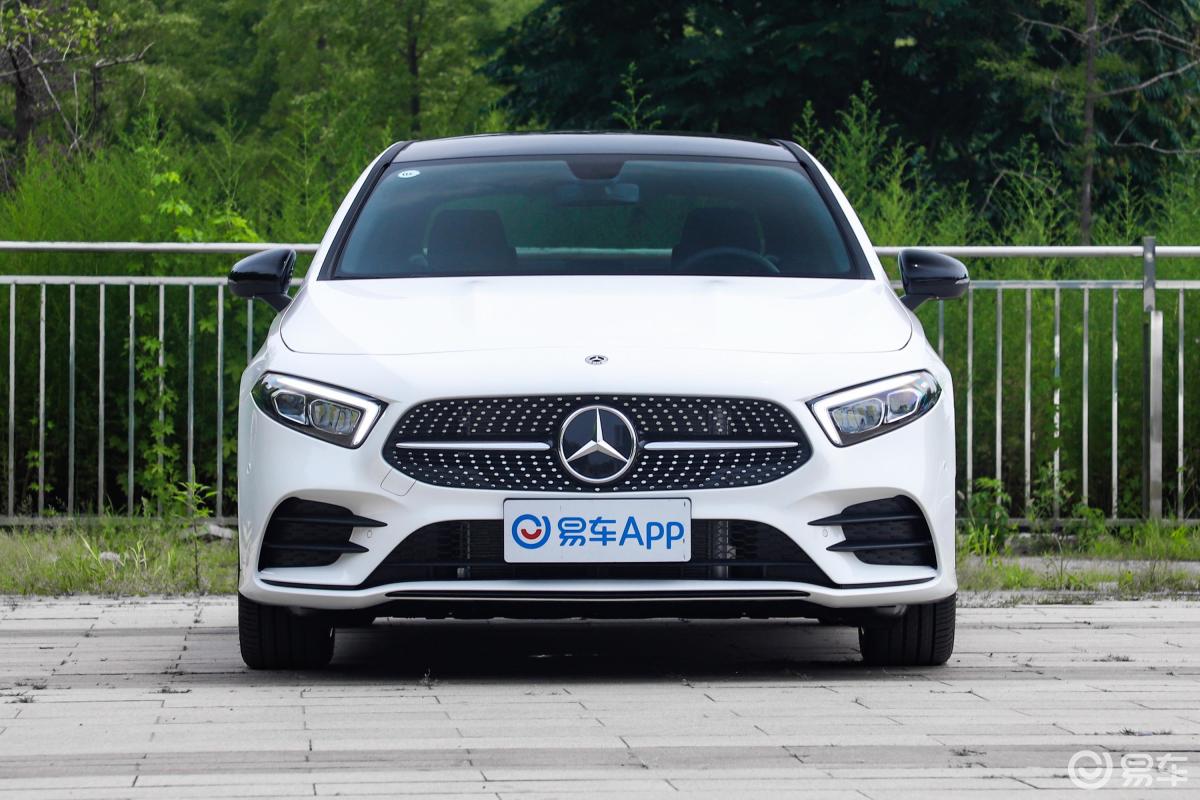 【奔驰a级2020款改款 a 220 l 4matic 运动轿车正前水平汽车图片-汽车