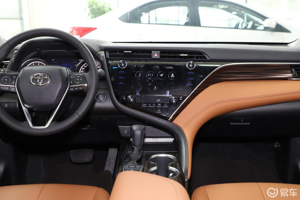 【凯美瑞2019款改款 2.