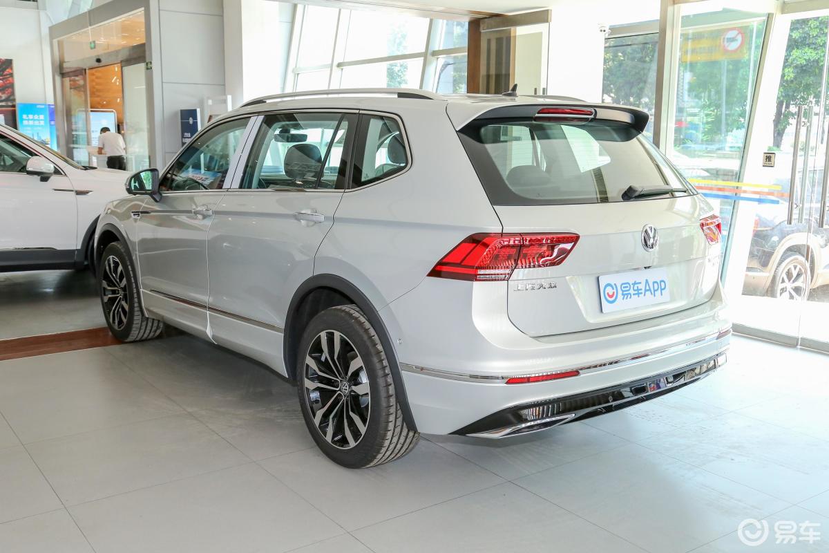 【途观l2020款330tsi 双离合 两驱 r-line旗舰版 国vi侧后45度车头向