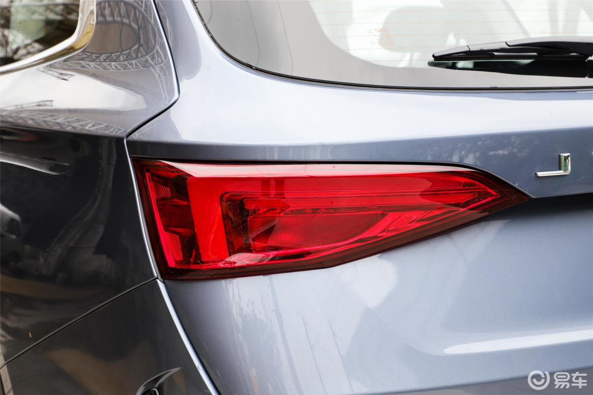 【捷途x902020款1.