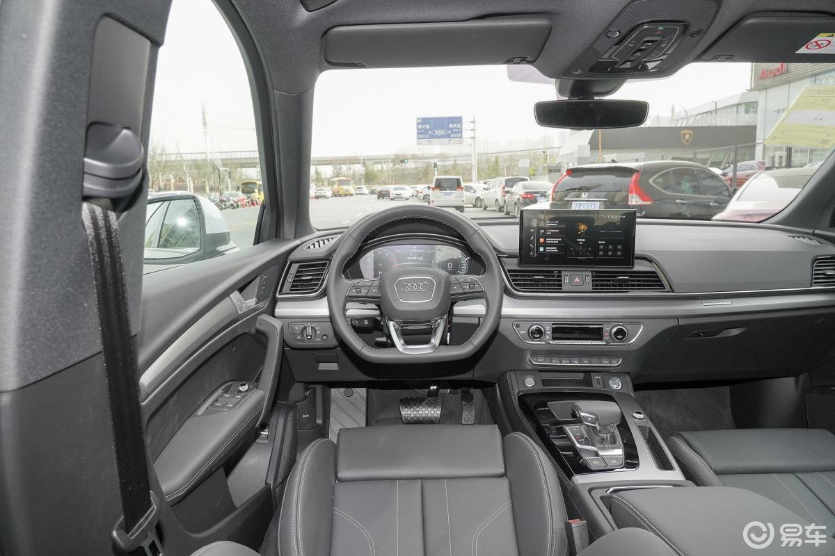 【奥迪q5l sportback2021款40 tfsi 时尚型驾驶位区域汽车图片-汽车