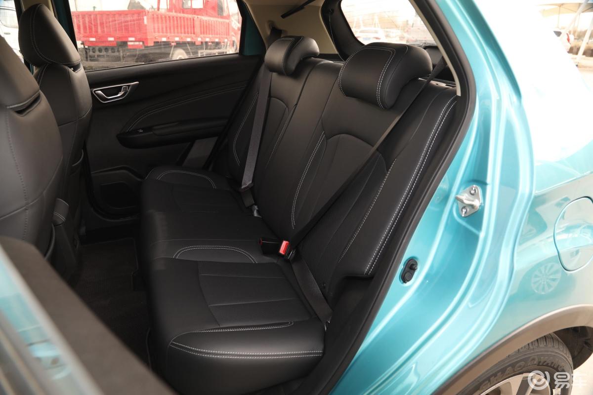 5l cvt 尊贵型后排座椅汽车图片-汽车图片大全】-易车