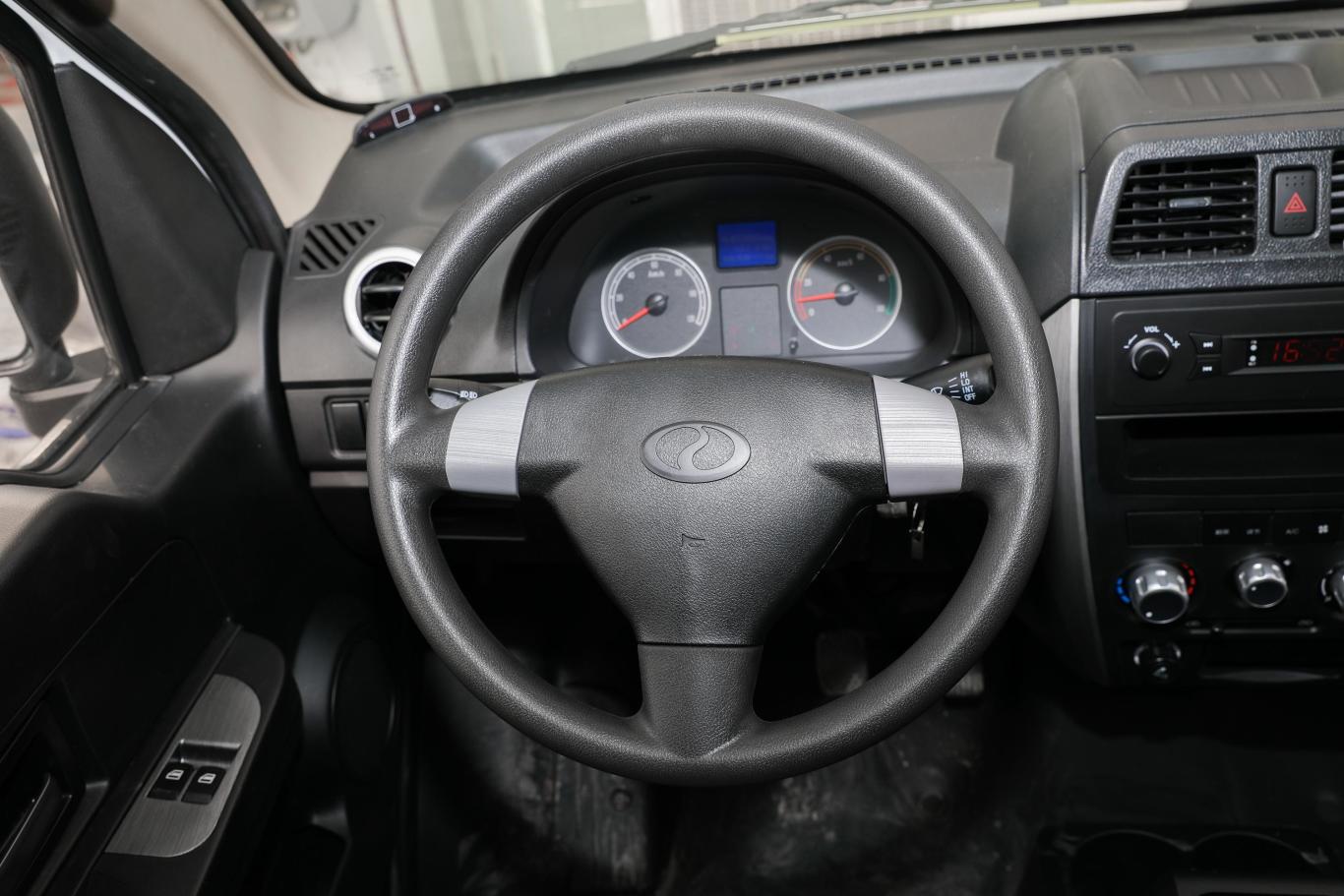 瑞驰新能源ec35ec35 ii标准型40.3kwh方向盘