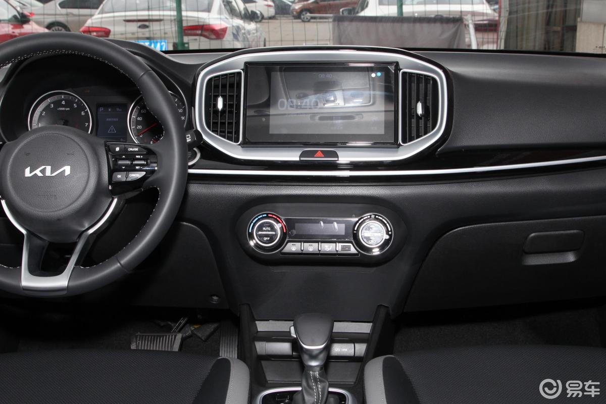 4l cvt 趣享天窗版中控台整体汽车图片-汽车图片大全】-易车