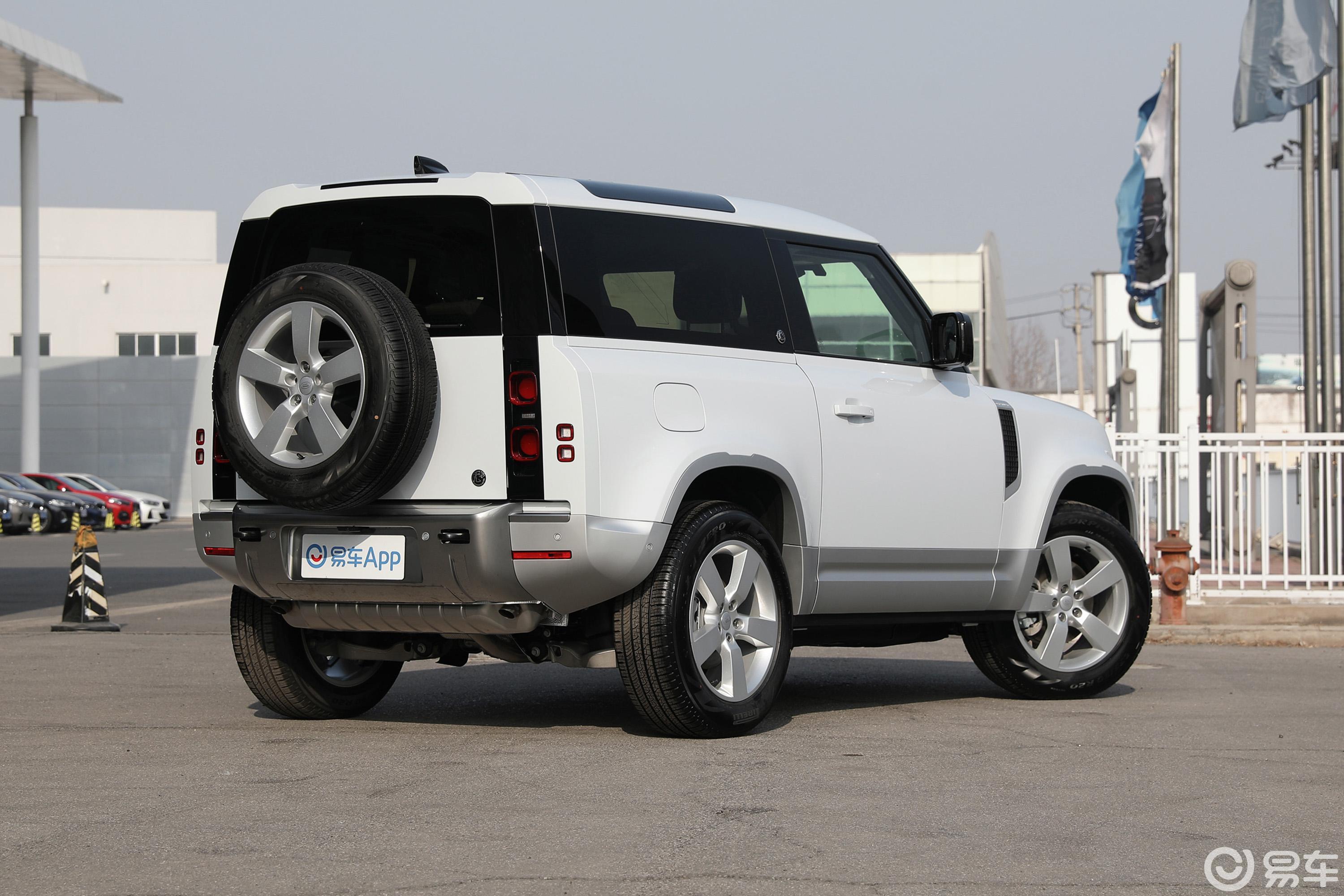 【2022款 90 2.0t p300 虎威雄心版汽车图片-汽车图片大全】-易车