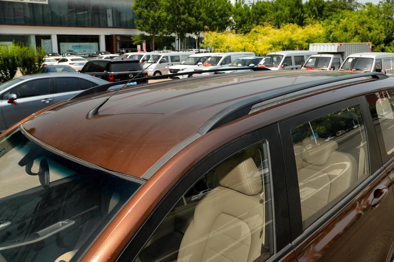 五菱宏光s1.5l 手动舒适型天窗