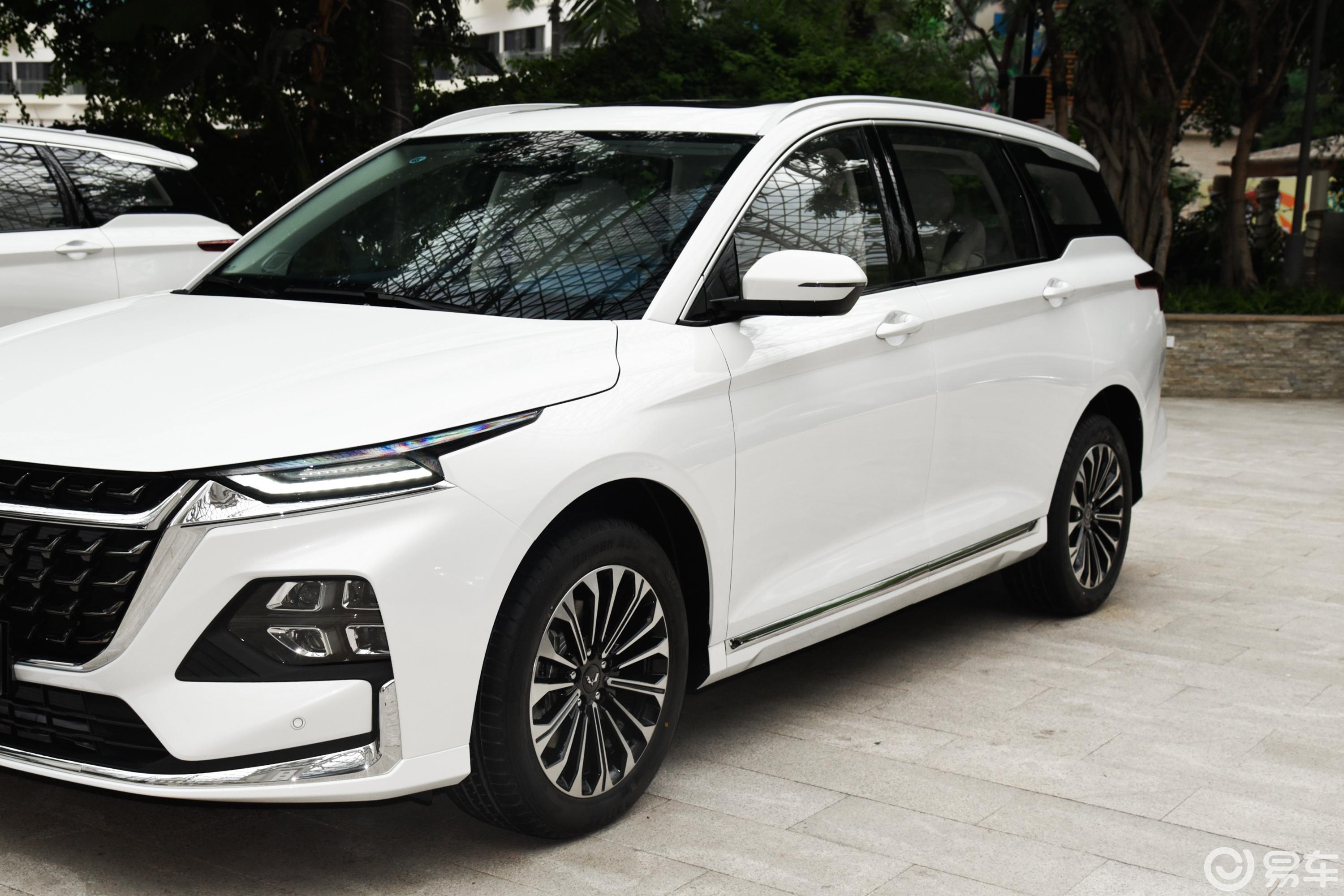 【五菱凯捷混动 铂金版 2.0L 奢享型外观细节图片-汽车图片大全】-易车