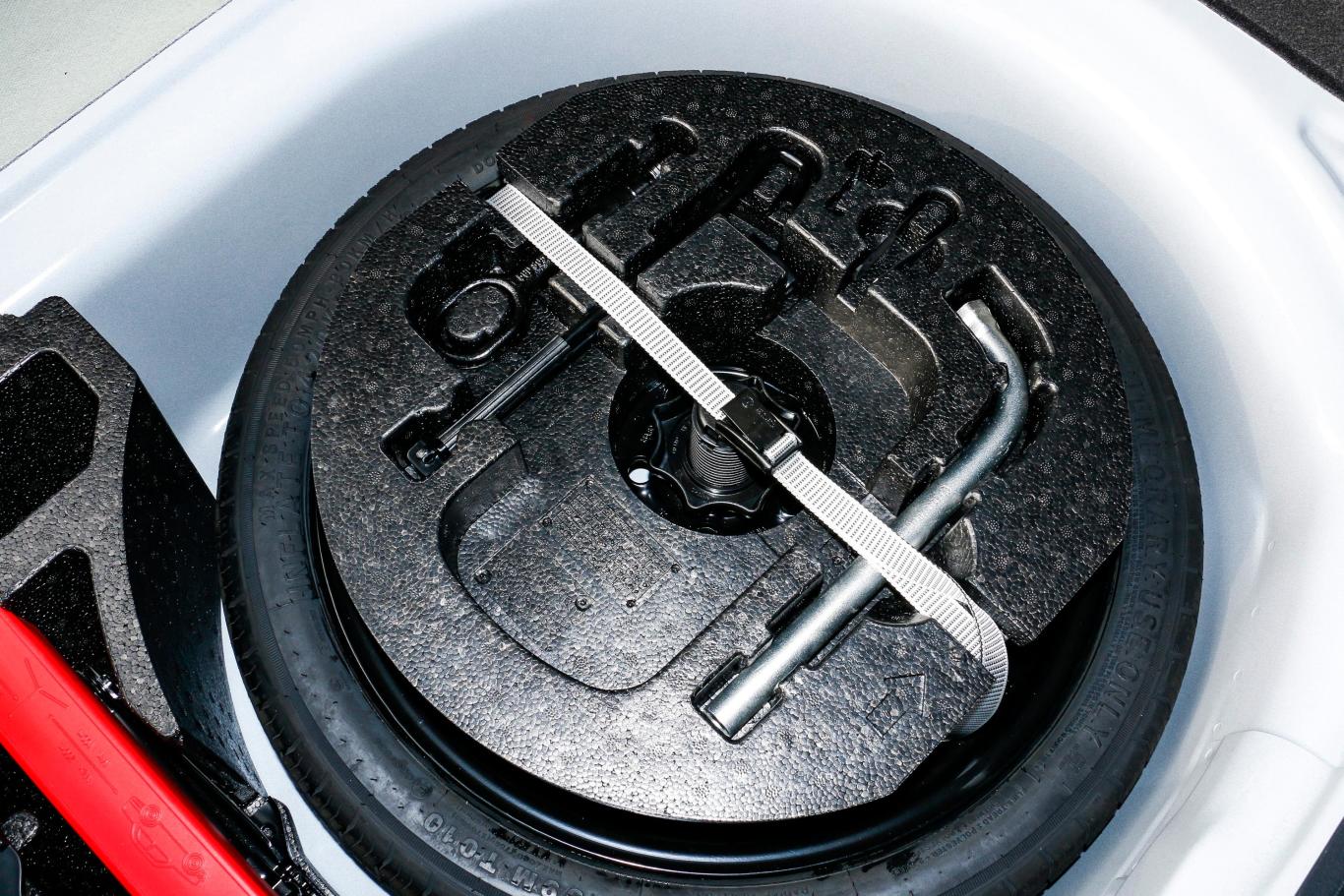 5l 臻享版随车工具图片-汽车图片大全】-易车