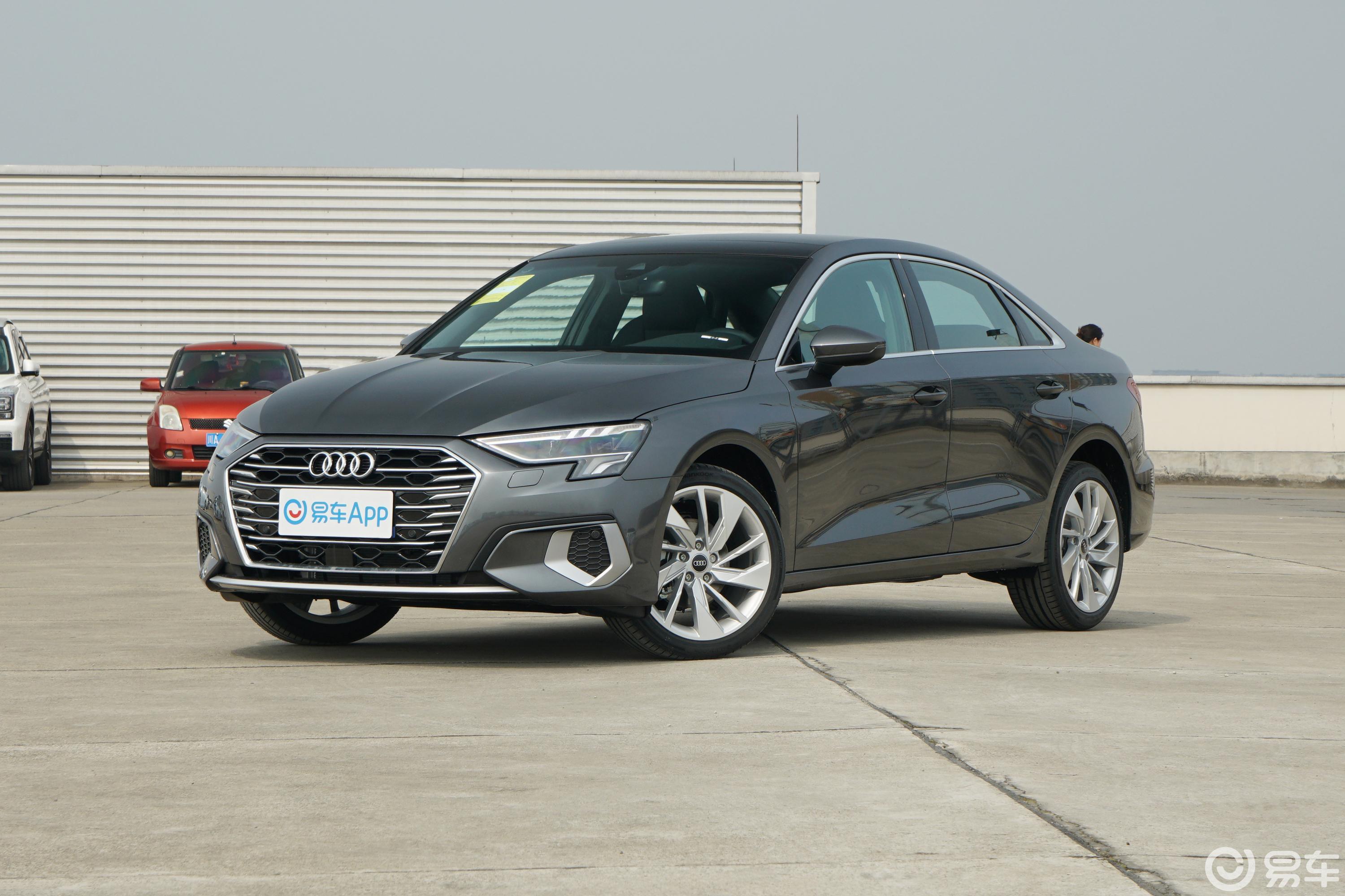【奥迪A3A3L Limousine 35 TFSI 时尚致雅型侧前45度车头向左水平图片-汽车图片大全】-易车
