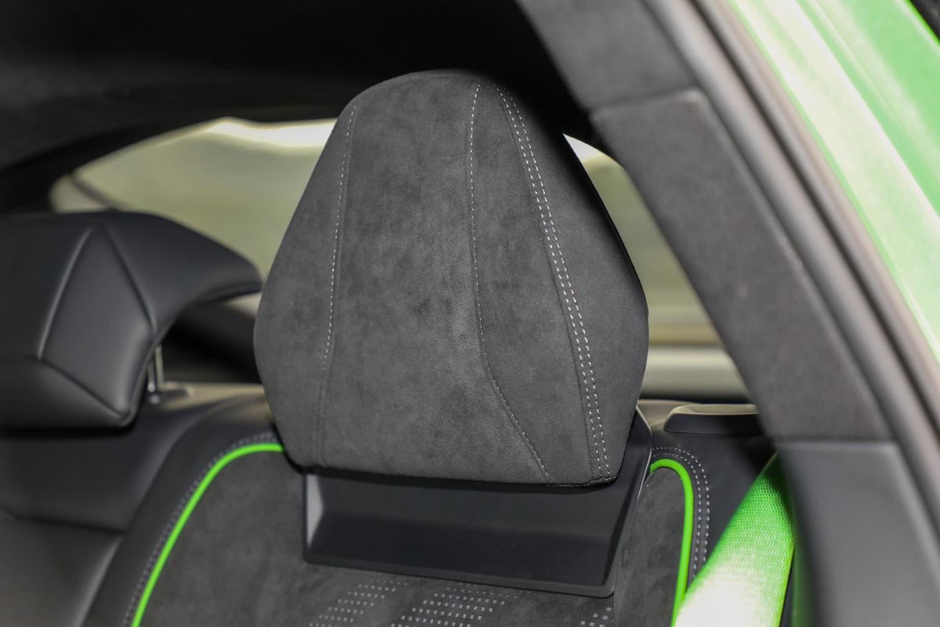 【领克0505+ 2.0T 四驱探索版后排空间图片-汽车图片大全】-易车