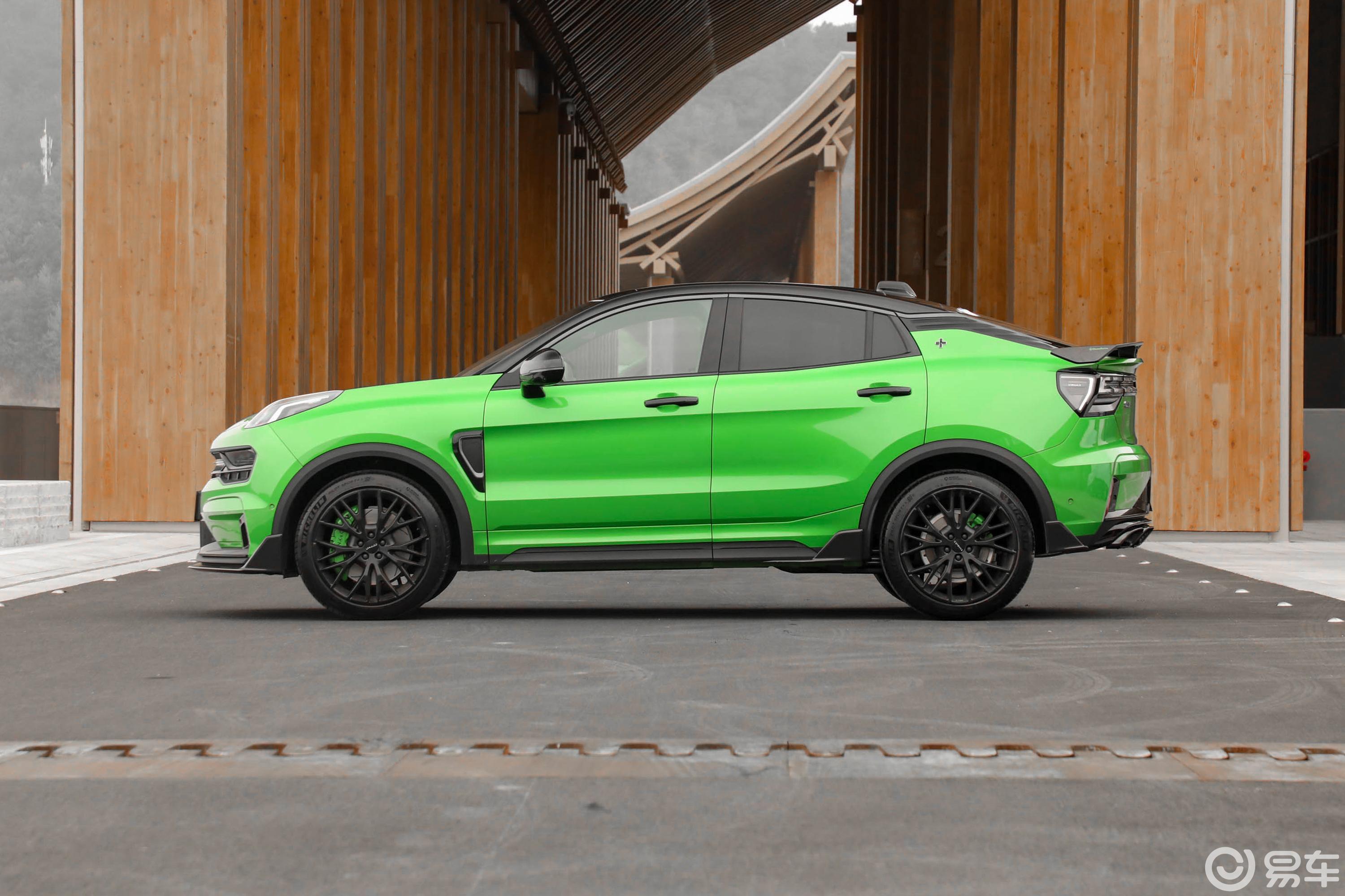 【领克0505+ 2.0T 四驱探索版正侧车头向左水平图片-汽车图片大全】-易车