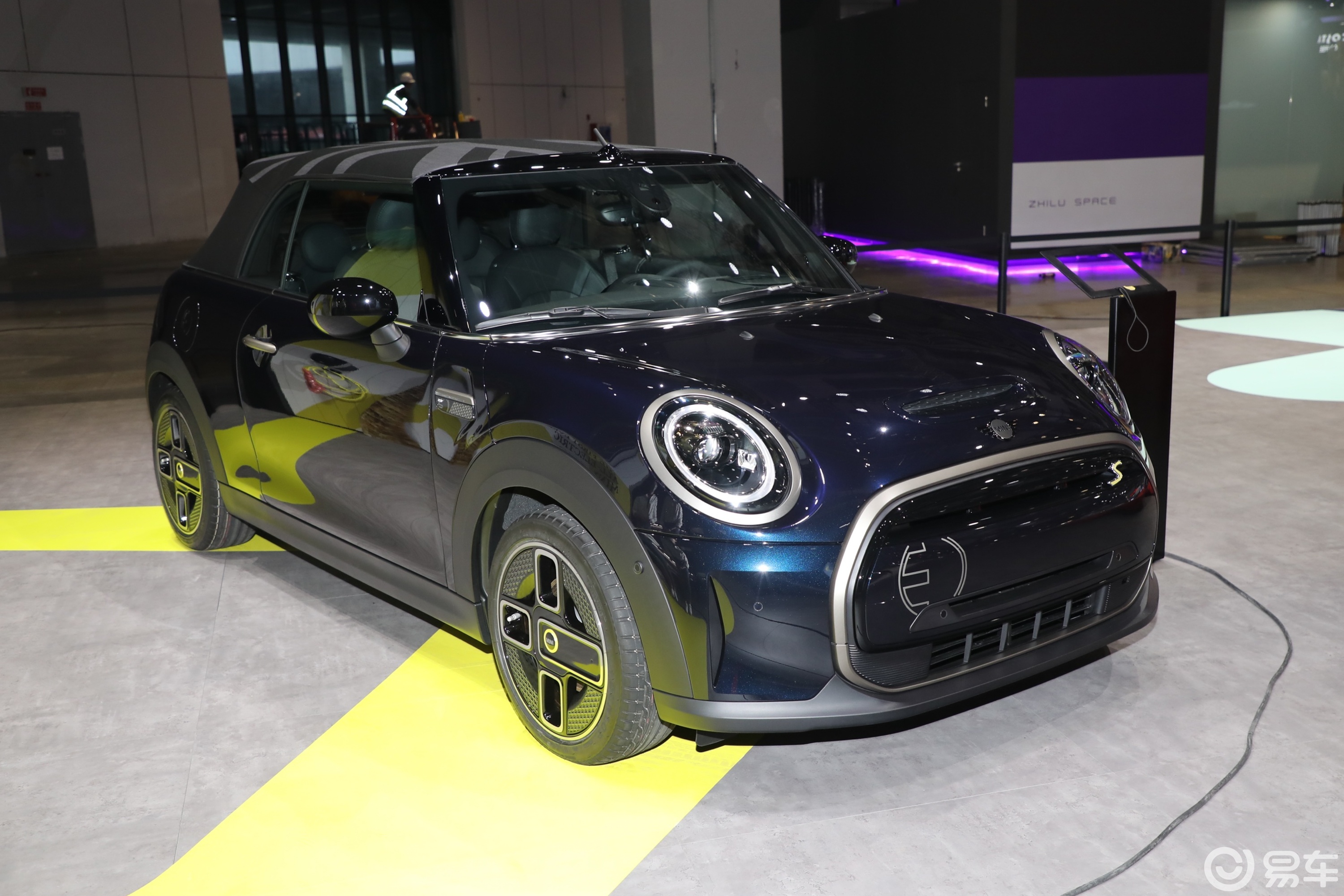 【MINI新能源COOPER SE 敞篷版外观图片-汽车图片大全】-易车