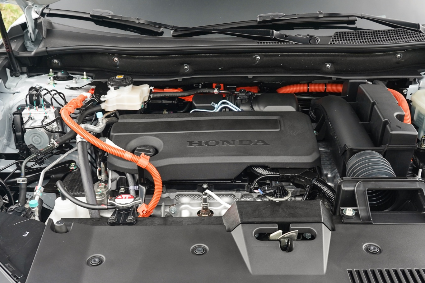 本田cr-v混动 2.0l 两驱智享版发动机特写