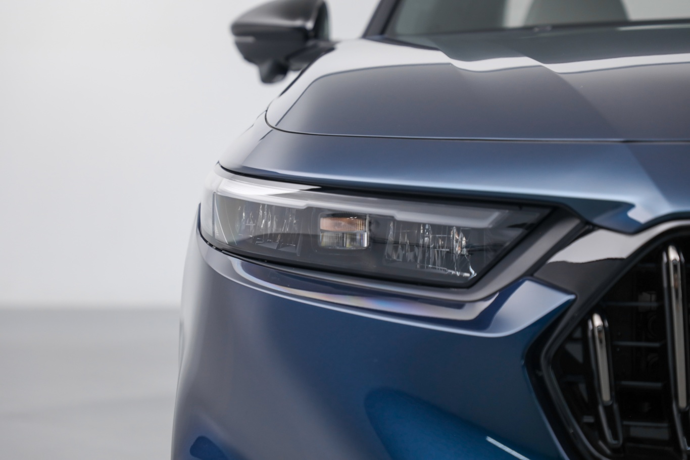 【英仕派 e:PHEV2.0L 82km 智耀版外观灯组图片-汽车图片大全】-易车