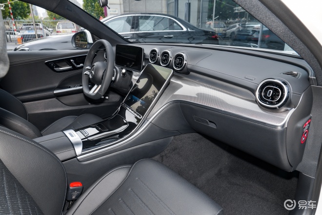 奥迪200和奔驰c级 插电混动的图片对比-易车