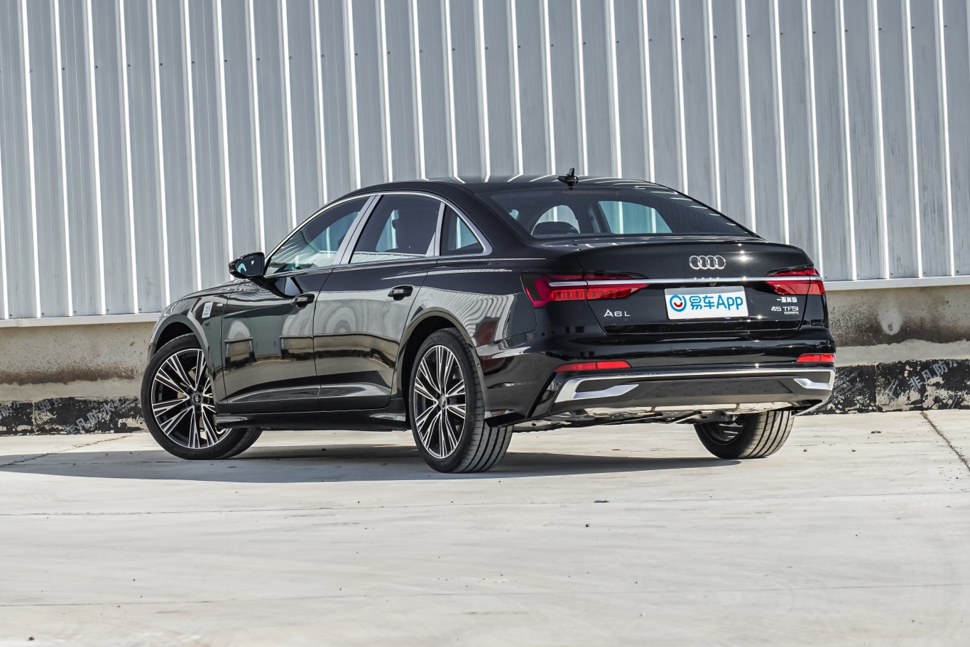 【奥迪A6L45 TFSI quattro 臻选动感型侧后45度车头向左水平图片-汽车图片大全】-易车