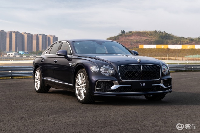 【宾利飞驰2025款4.0T V8 Mulliner】报价_图片_-参数_易车