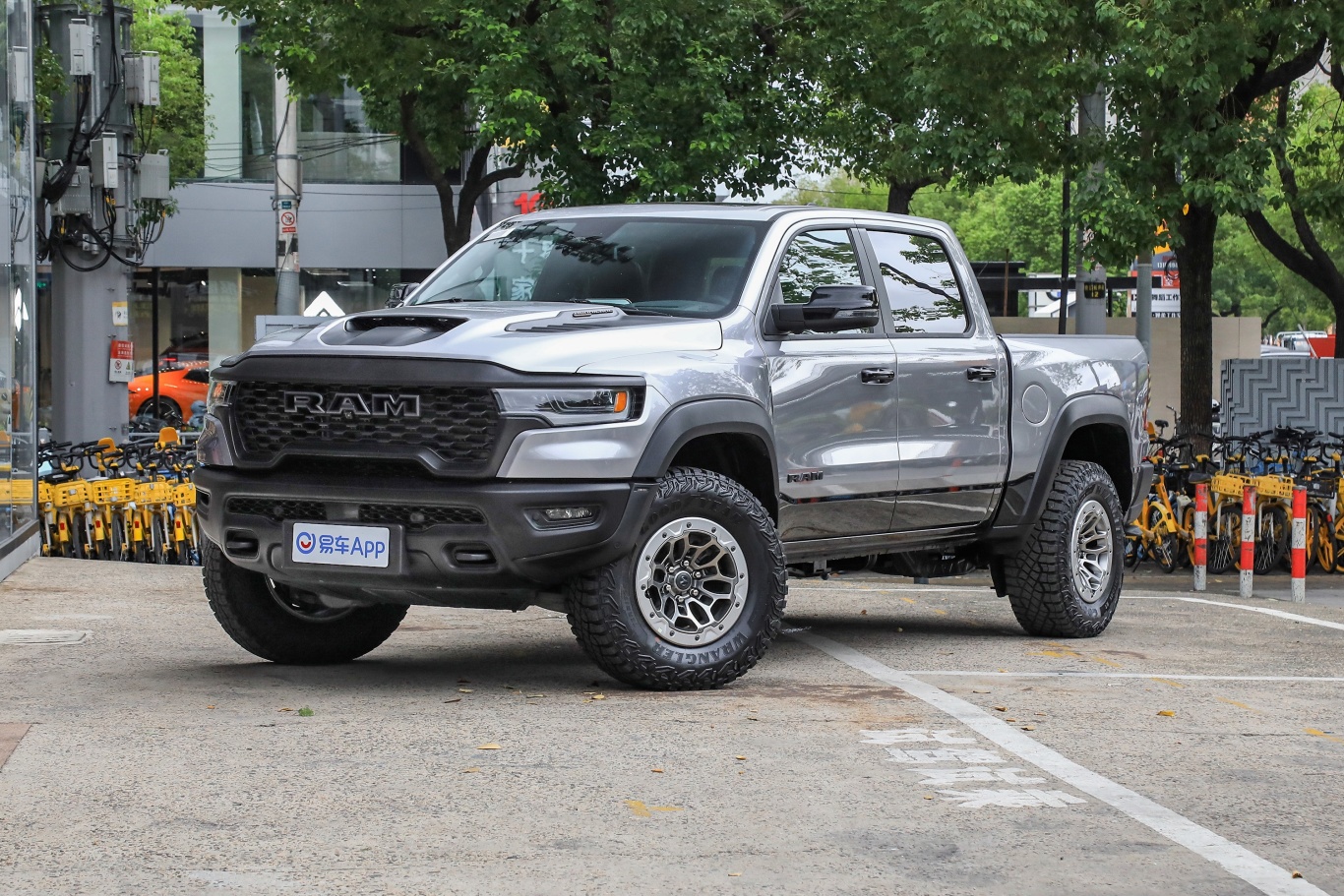 【RAM Trucks1500RHO侧前45度车头向左水平图片-汽车图片大全】-易车