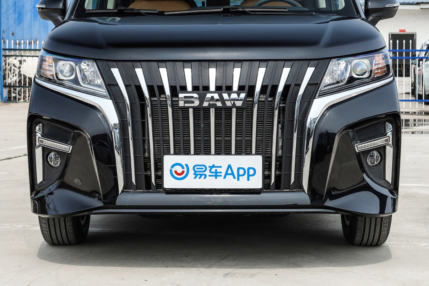 【锐胜王牌M7改款 1.6L 手动标轴豪华型 7座外观细节图片-汽车图片大全】-易车