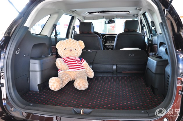 外形更动感 易车杭州实拍江铃驭胜s350