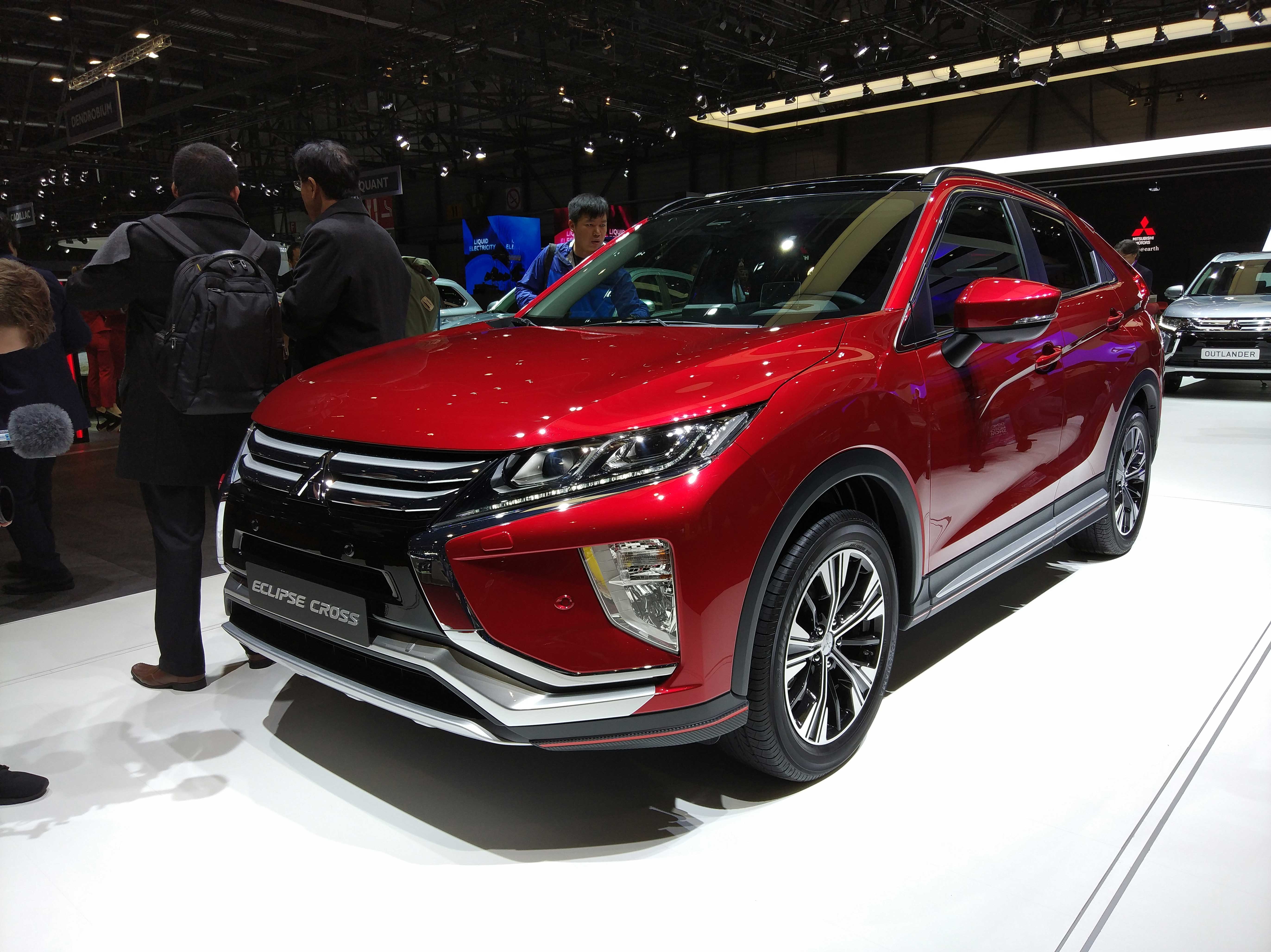 三菱eclipse cross日内瓦车展亮相