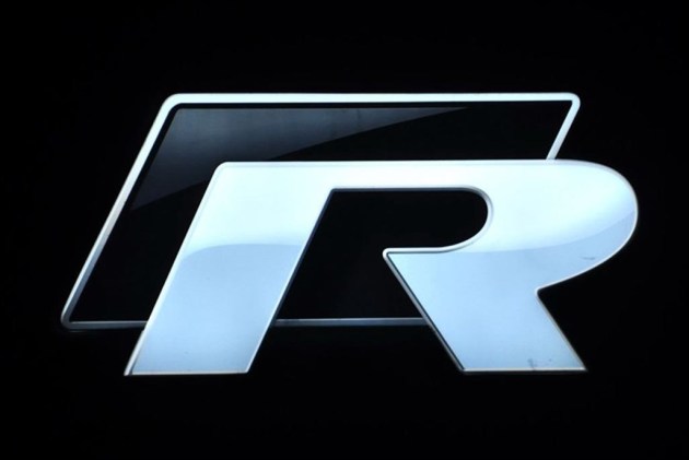 曝大众t-roc r测试车谍照 与高尔夫r共享动力