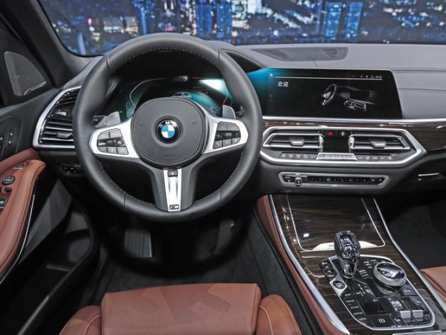 2018广州车展全新宝马x5预售8292万元q7gle要小心了