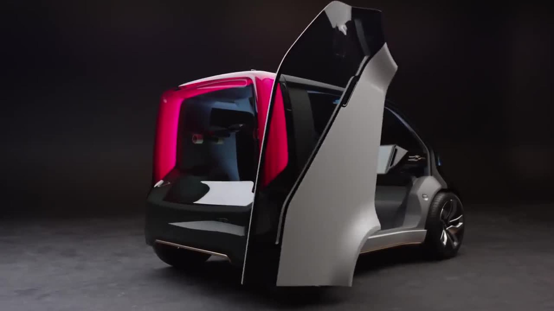 身材特娇小 本田neuv智能电动车展示