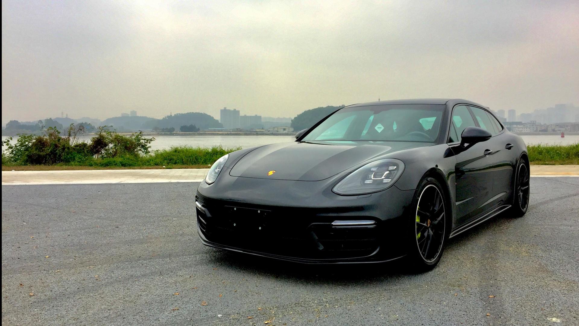 【极车志】保时捷panamera 4 st