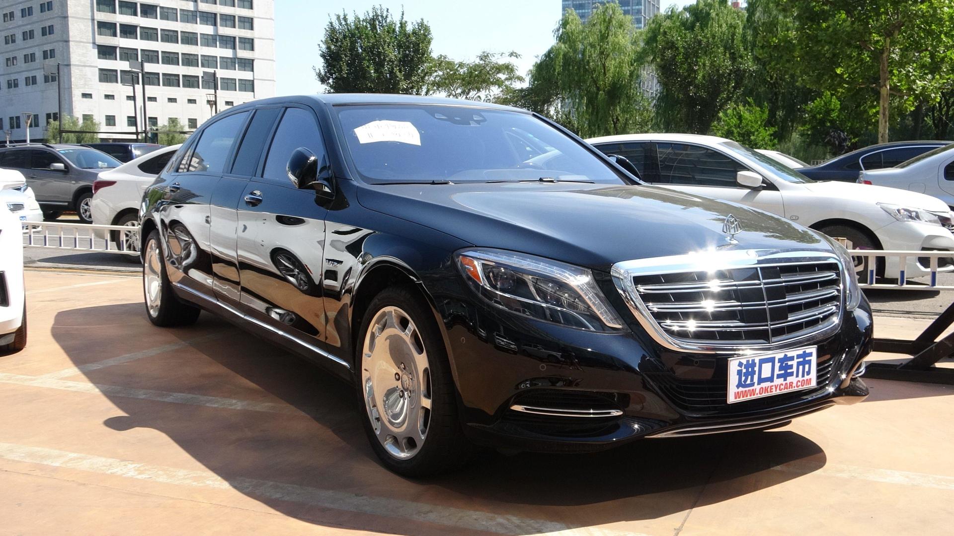 奔驰迈巴赫s600pullman 防弹车马力十足