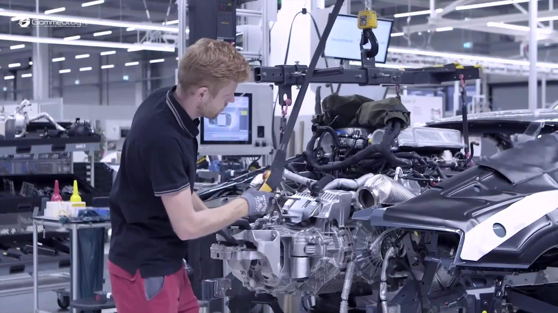 进口奥迪r8德国工厂生产线