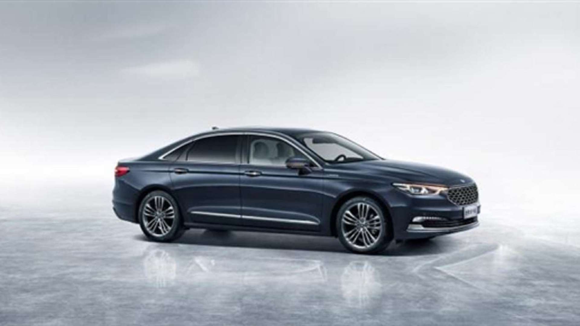 静态体验福特金牛座vignale,改款后升级了什么?